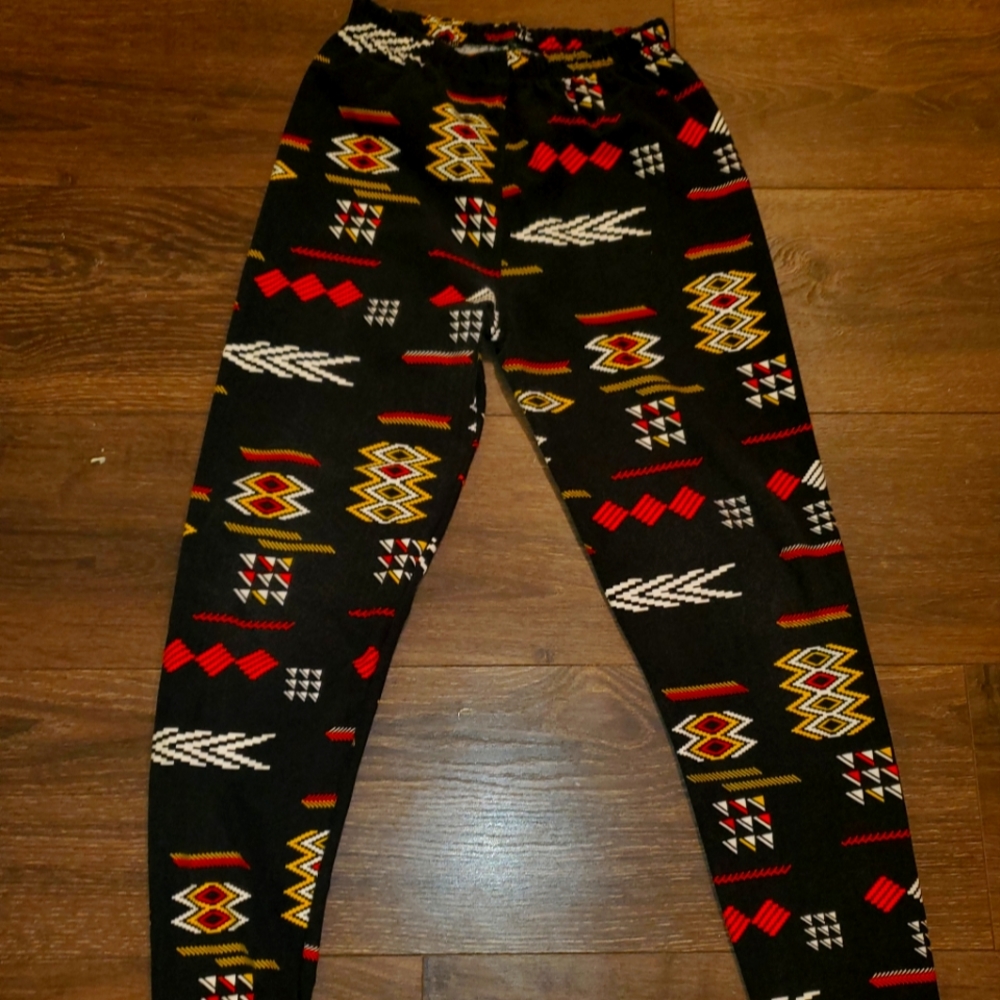 Black Aztec Lularoe Leggings